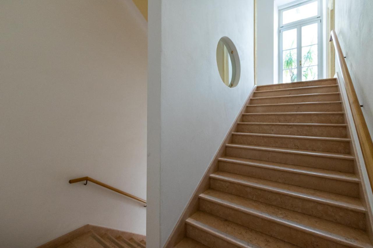 Ad Verona Flat Екстериор снимка